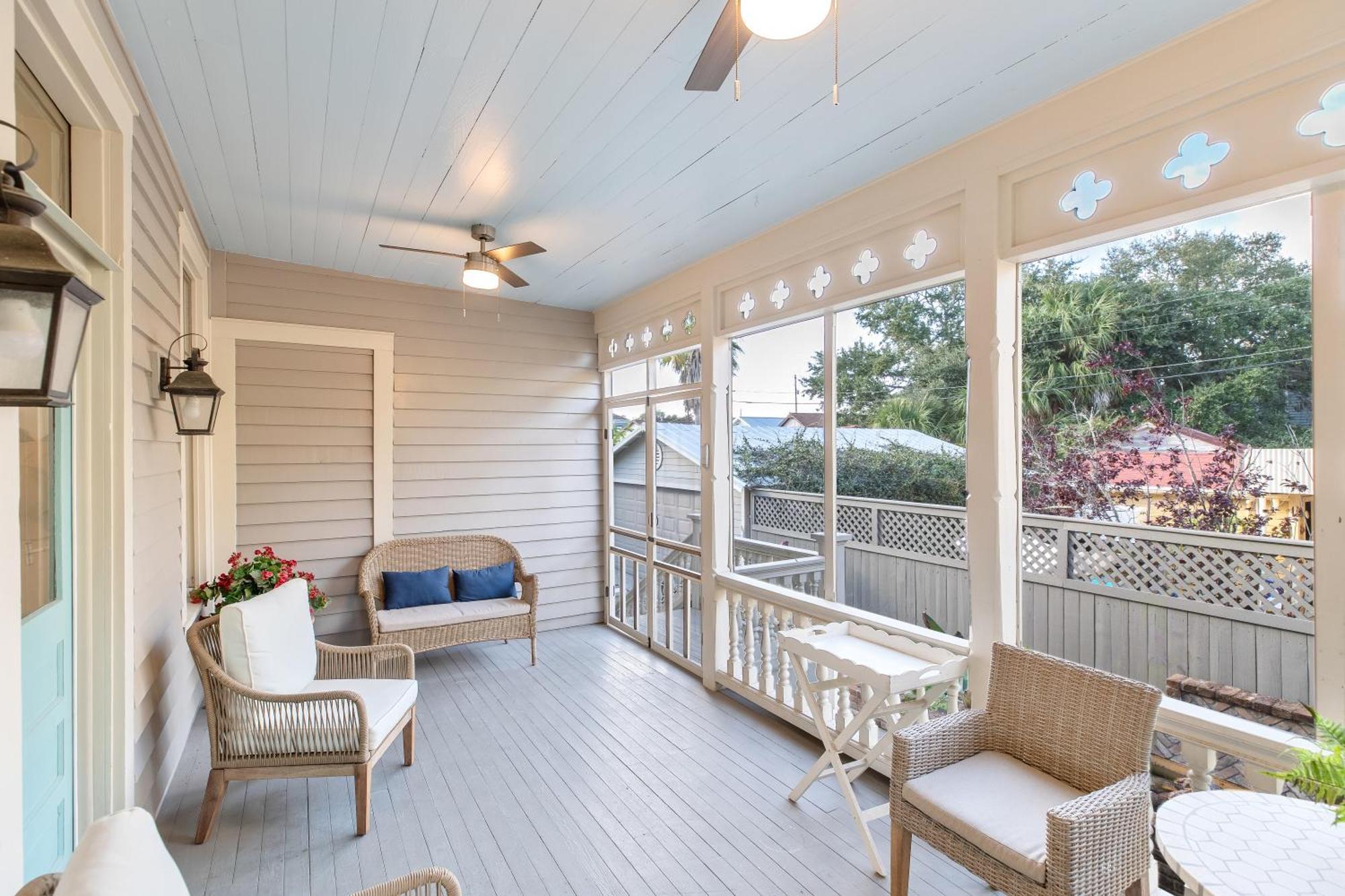 Historic 1871 Coastal Breeze With Heated Pool - Restoring Galveston Exterior foto