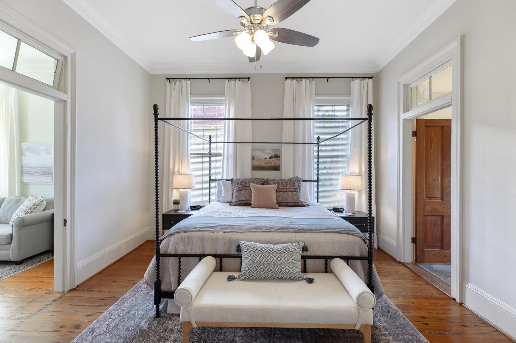 Historic 1871 Coastal Breeze With Heated Pool - Restoring Galveston Exterior foto
